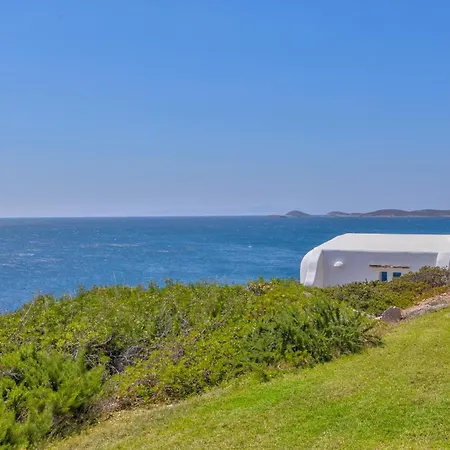 The Antiparos Windmill * Γκρότα