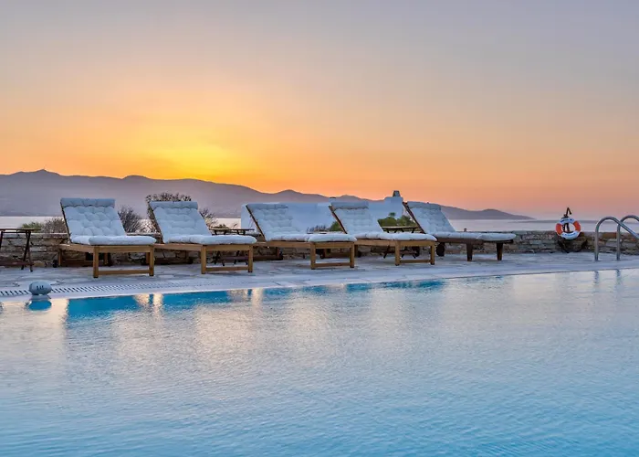 The Antiparos Windmill Villa *